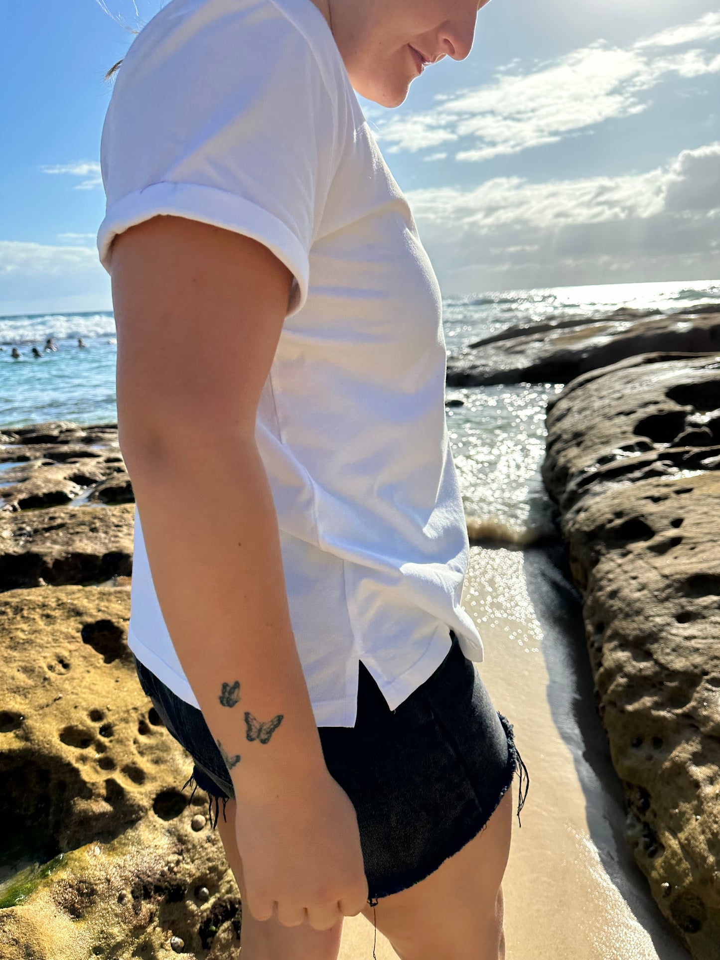 Manifest it Tee