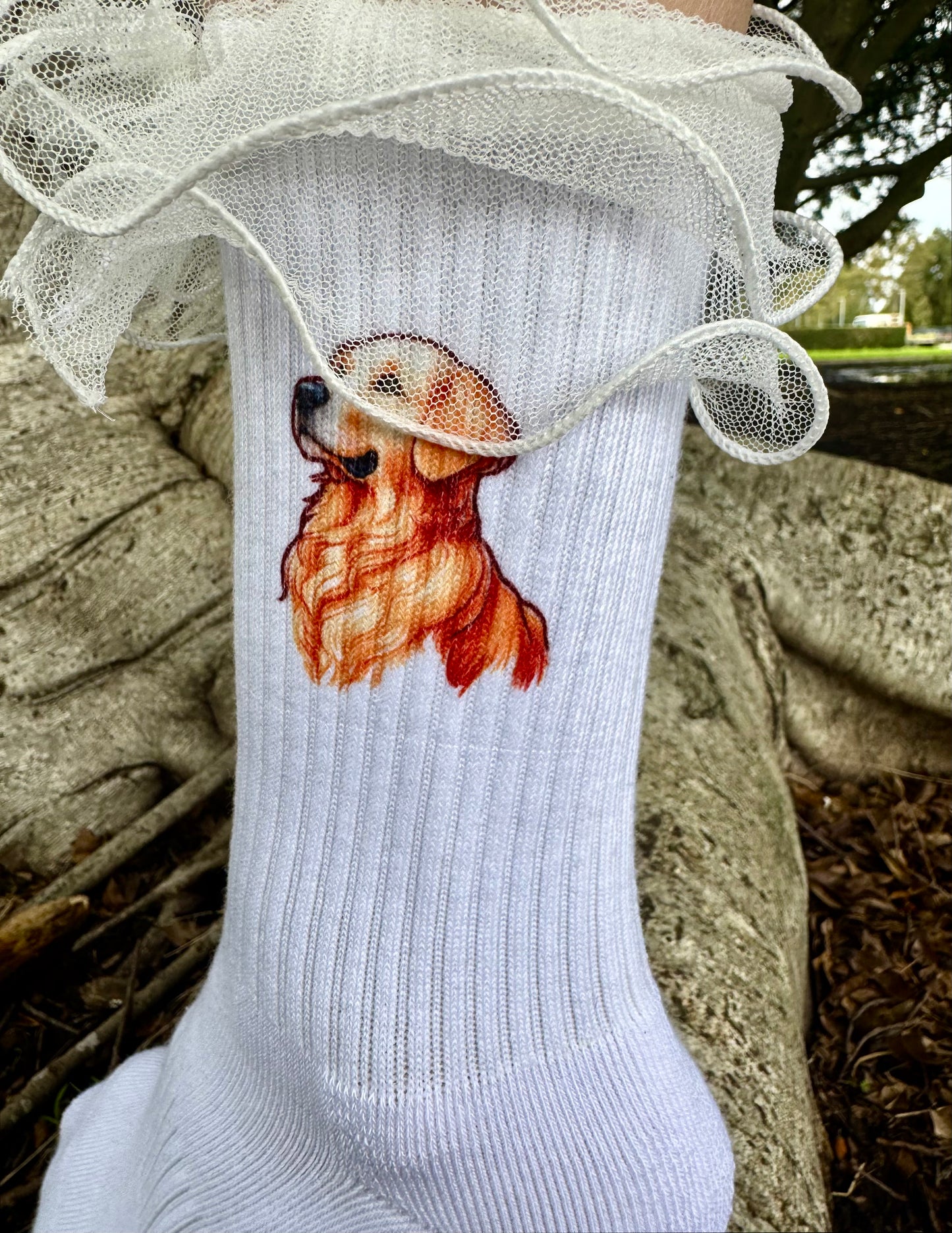 The HAPPY PAPPY Socks w/Wavy frill